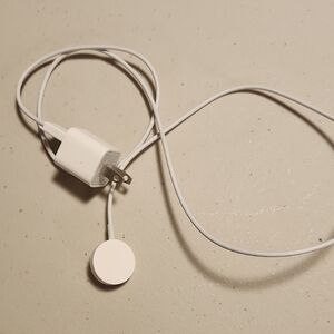 White Magnetic Charger with Plug